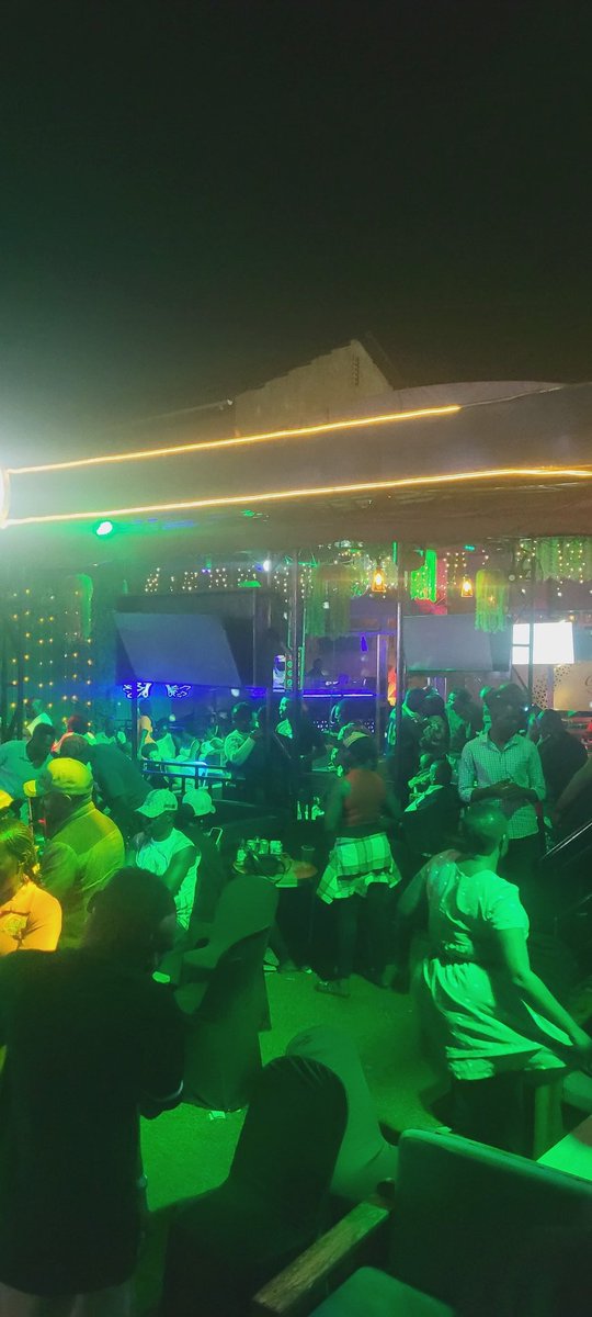 DjNali_'s tweet image. Its DJ Nali inda mixxxx