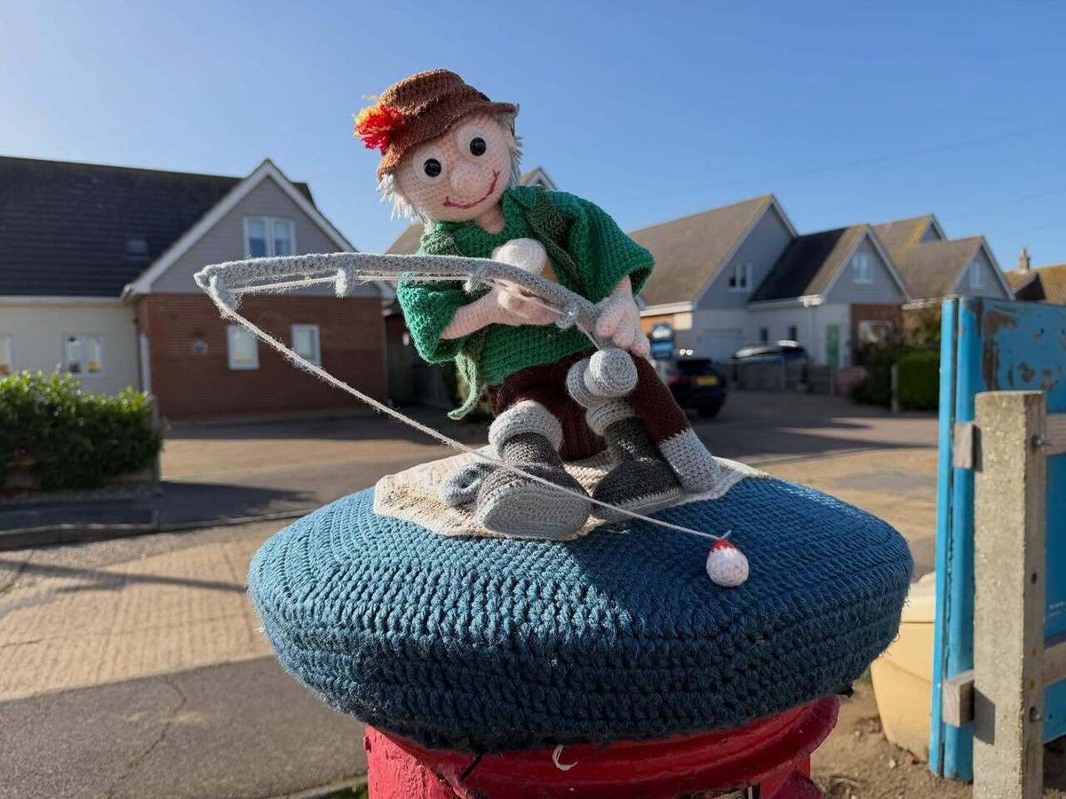 Timothy_Hughes's tweet image. Dungeness #dungeness #kent #Lydd #southeastcoast #england #folkestone #denge #listeningears #acousticmirrors #earlywarningsystem #earlywarning #rspb #raf #gravelpit #airdefense #airdefencesystem #ads #beach #dungenessbeach #topper #postbox #postboxes #po… instagr.am/p/DPZTuCqCDEP/