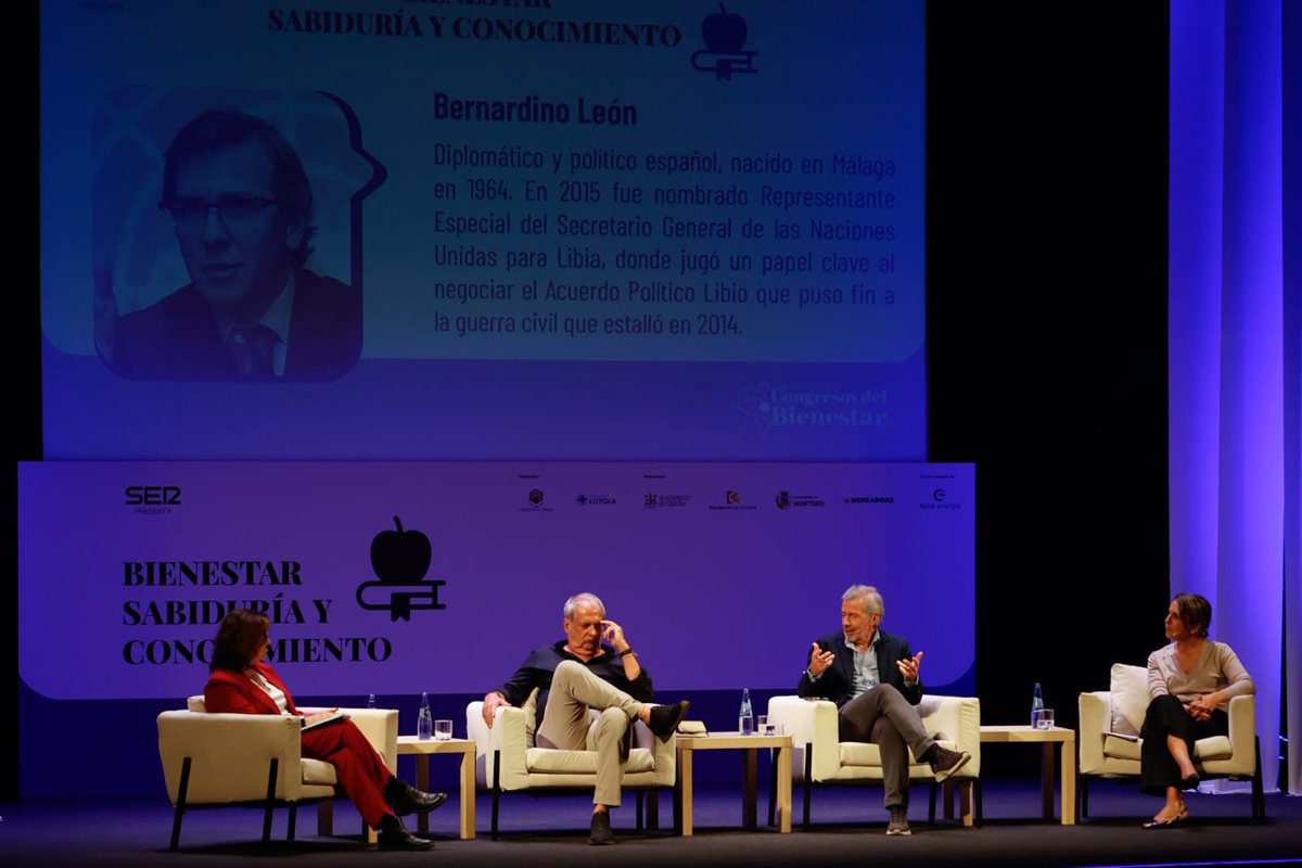 ¿Es posible volver a un debate público alejado de la confrontación? Diálogo con <a href="/JavierArocaA/">Javier Aroca Alonso</a>, Bernardino León, <a href="/LuciaMendezEM/">Lucía Méndez Prada</a> y Teresa Torrecillas en el congreso Sabiduría y Conocimiento de Radio Córdoba. #Sersabiduria #Cordoba <a href="/ser_bienestar/">Congresos del Bienestar</a>