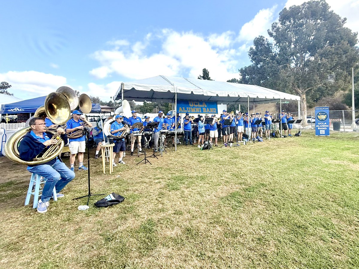 Tailgate concert <a href="/UCLAGameday/">UCLA Gameday</a> #GoBruins