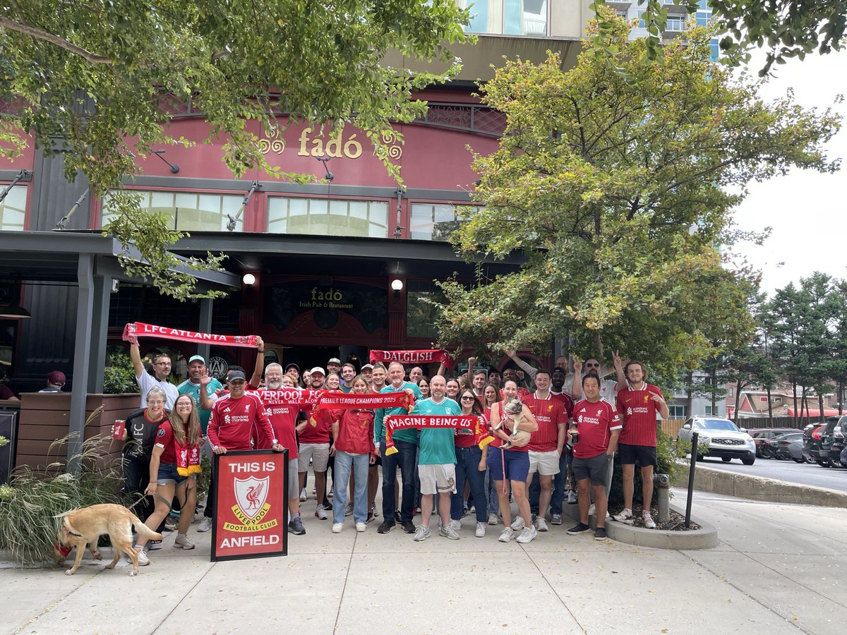 The down by one Atlanta Reds halftime photo.  

#CHELIV #LFC @mightyred_lfc @liverpoolfc @lfcusa @plinusa @nbcsportssoccer #MyPLMorning #OLSC #OLSCFamily #Liverpool #Atlanta #ATL #Buckhead #COYR #YNWA
