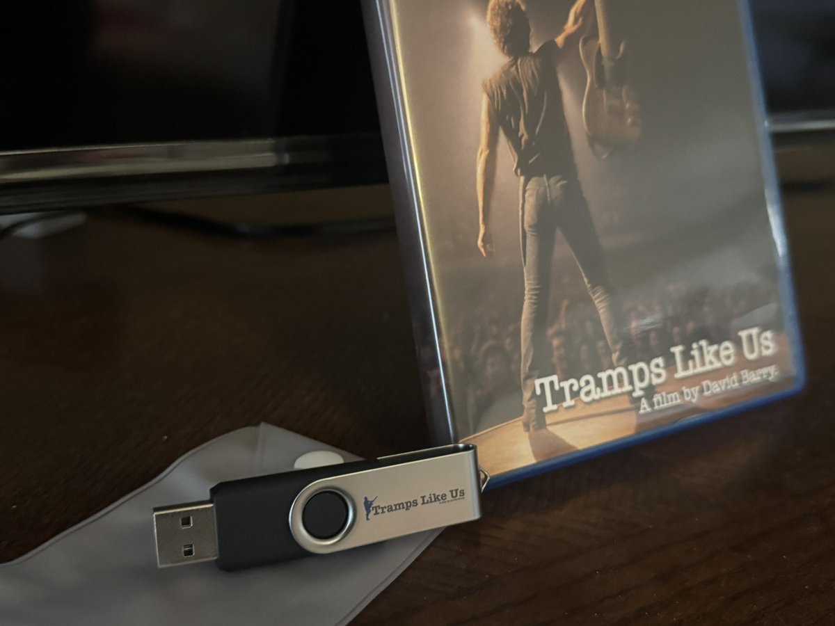 BossFanFIlm's tweet image. Good news!!

Tramps Like Us backer reward Blu Ray discs and USB memory sticks have FINALLY arrived after weeks of delays with the manufacturer.  I have them
In my possession, and I will begin mailing them out next week.