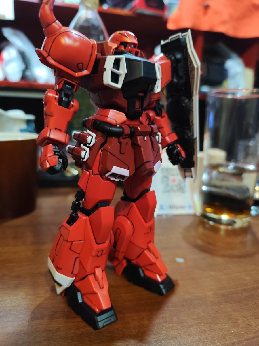 kumakase's tweet image. プラモバーにて、ＭＧガナーザクの本体まで完成。
武器は次回ということで。