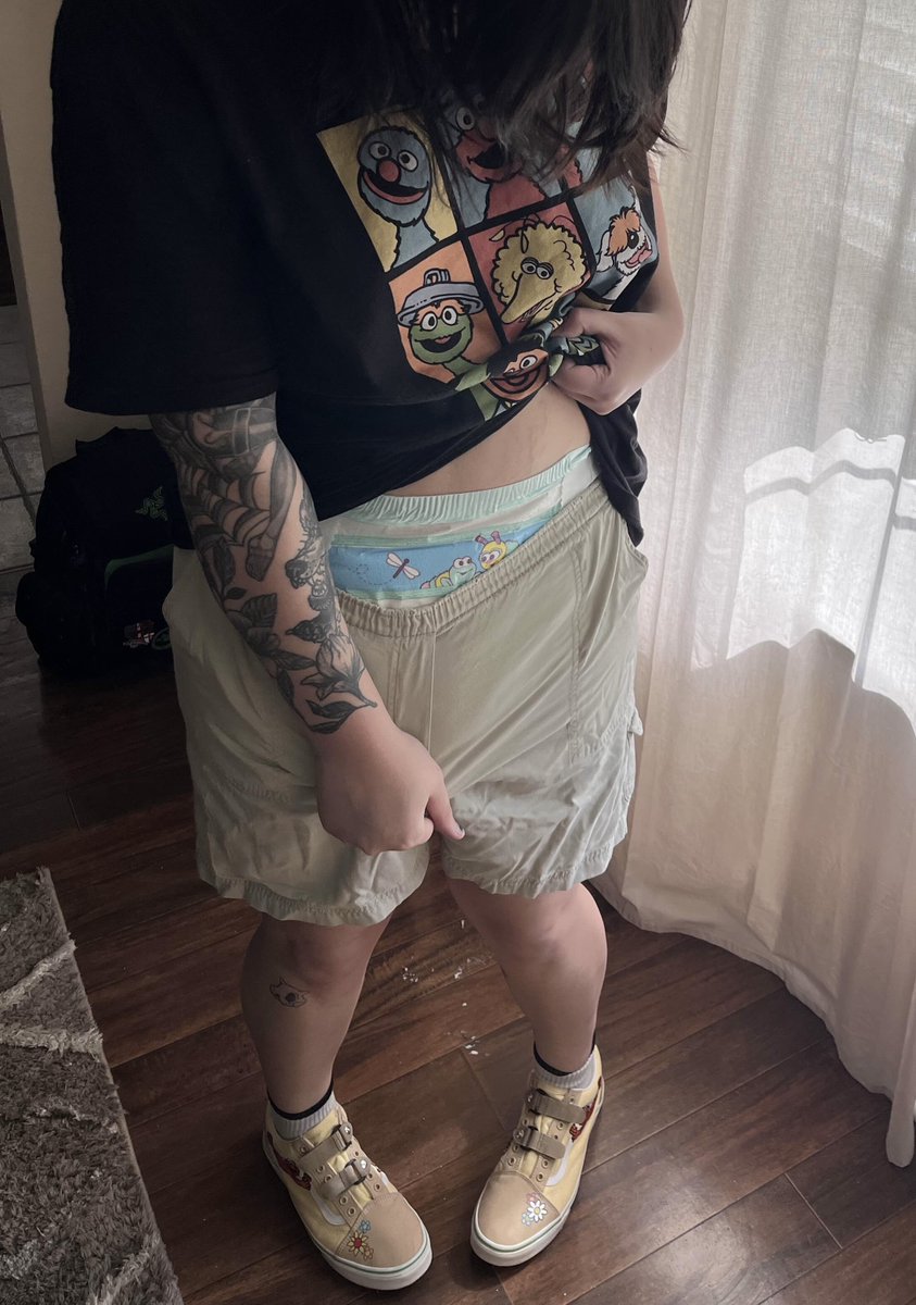 emopamps tweet media