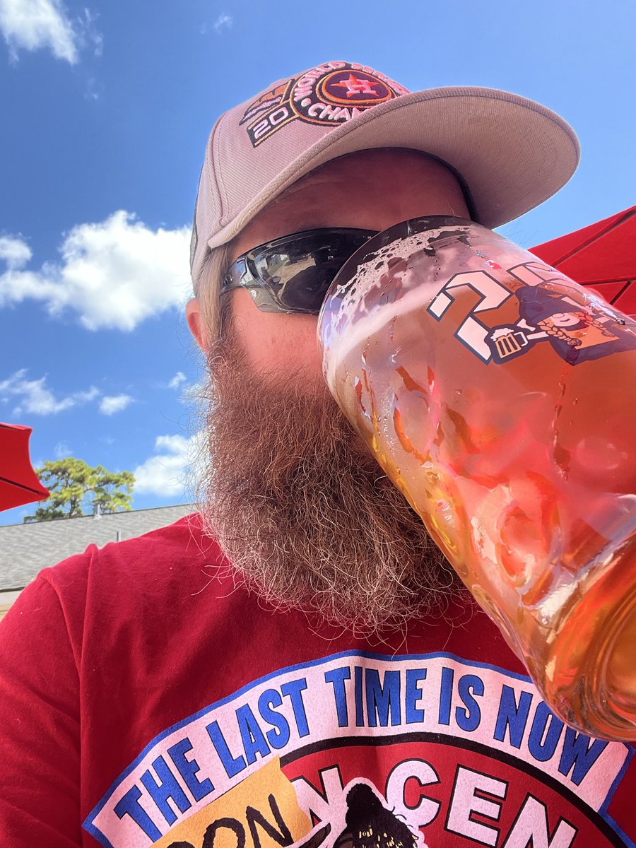 ChrisPrior13's tweet image. Cheers from Oktober fest at Backpew