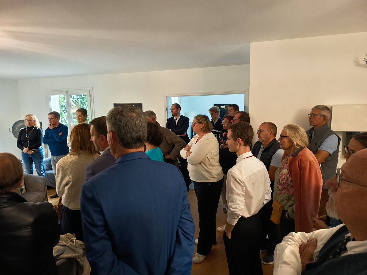 #Ladroitebretonne est réunie sur Vannes 🇨🇵🇨🇵🇨🇵🇨🇵