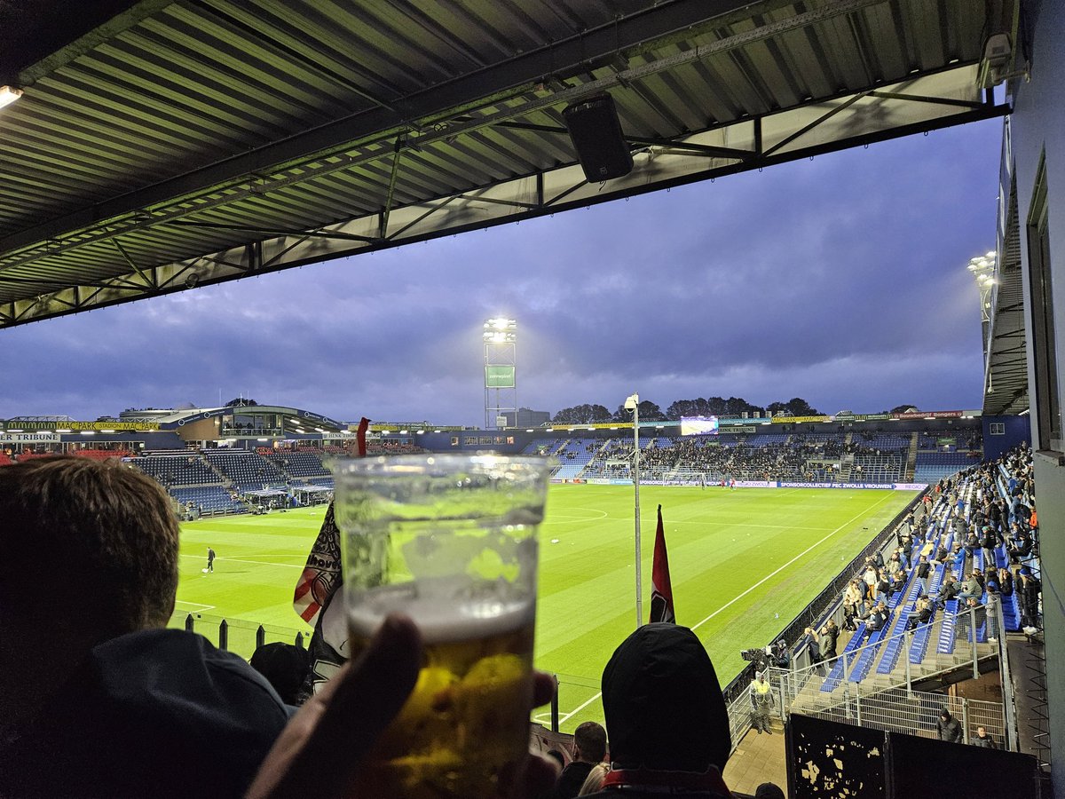 We blijven kilometers maken deze week, Zwolle uit #awaydays