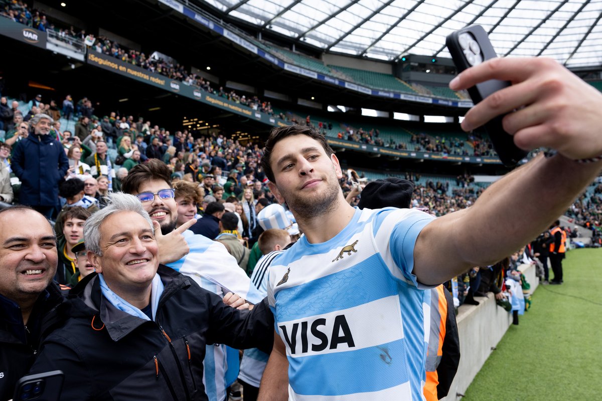 lospumas's tweet image. Nuestra familia. Nuestra gente. Nuestros clubes. Nuestra hinchada.
Unidos por una misma bandera. ¡Muchas gracias a todos los que nos acompañaron! 🇦🇷