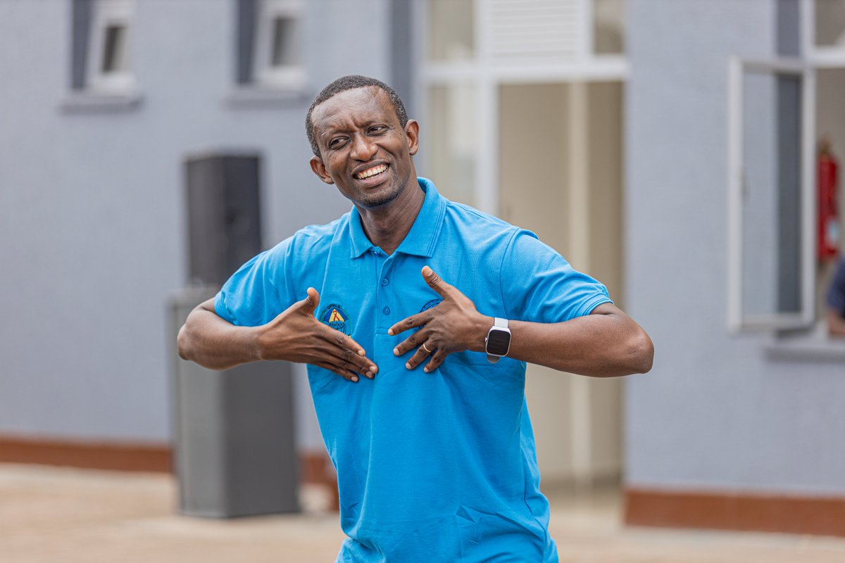 rnudeaf's tweet photo. By recognizing and promoting sign language, we take a vital step toward an inclusive and accessible society.
#DeafWeekRwanda #SignLanguageRights #InclusionForAll #IWD2025 #DeafAwareness #HumanRights https://t.co/qRnqpgZmiC