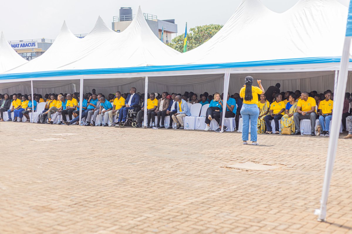 rnudeaf's tweet photo. By recognizing and promoting sign language, we take a vital step toward an inclusive and accessible society.
#DeafWeekRwanda #SignLanguageRights #InclusionForAll #IWD2025 #DeafAwareness #HumanRights https://t.co/qRnqpgZmiC