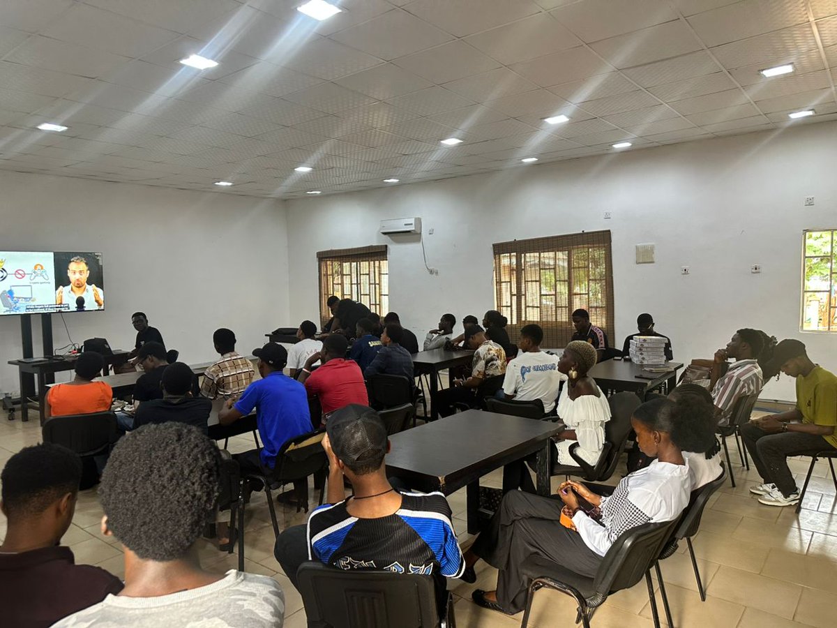 0xkingjosh's tweet image. I attended Saga’s Dev Meetup at UNN, great time connecting with builders and exploring the Saga ecosystem.
I also got hands-on with the tech and created my first Chainlet on Saga 🚀Great experience 
#Saga #SagaAfrica #DevMeetup
@sagaxyz__ @sagaafrica_ @greezcollins_
@Kamtochukwu0