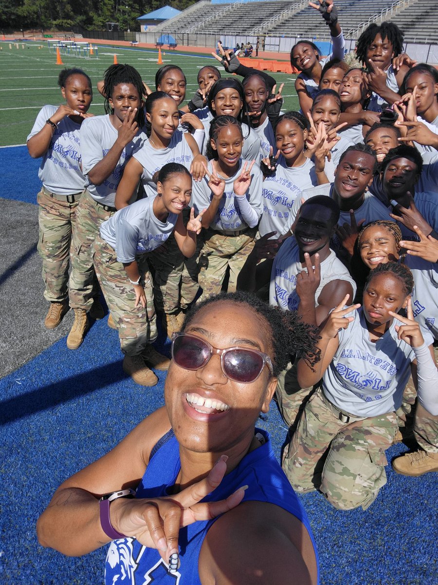 MsTedu's tweet image. Out supporting Westlake's JROTC Dept hosting their first Raider Meet for Zone 3. 

This is the fun part of the job...showing up for my students in their hobbies &amp;amp; clubs.