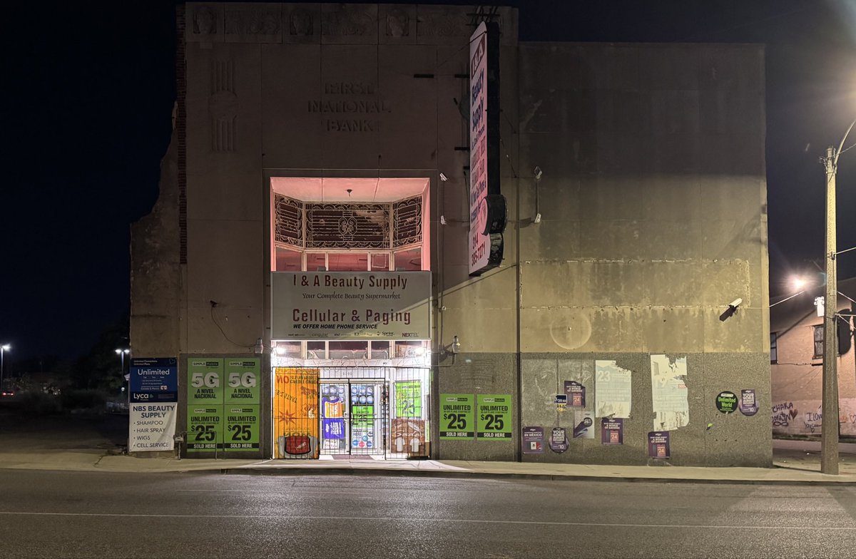 Friday night in the Wellston Loop