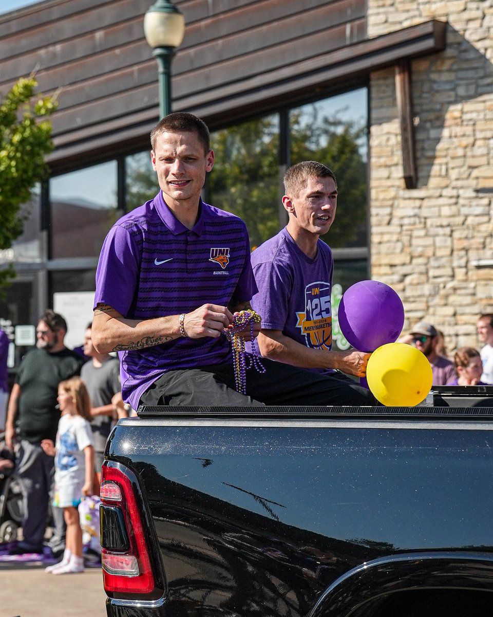 UNImbb's tweet image. In the Homecoming Spirit 🎉

#EverLoyal | #1UNI | #Family | #UNIMBB125
