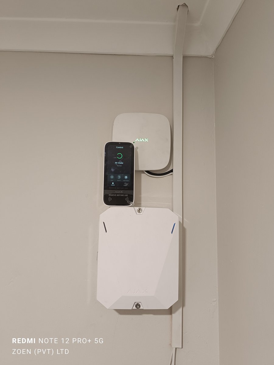 Ajax alarm system 
The definition of seemles alarm system. Sensors can lasts with batteries for 3 years. 
#Security  #SmartHome #aja