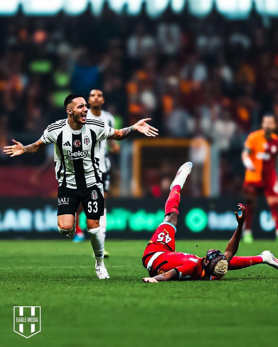 ALAYINIZA EMİRHAN TOPÇU.