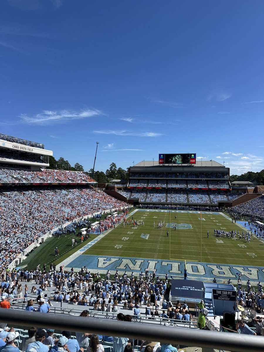SonsOfClemson's tweet image. Cute little stadium they have here. Traffic shouldn’t be an issue on the way home.