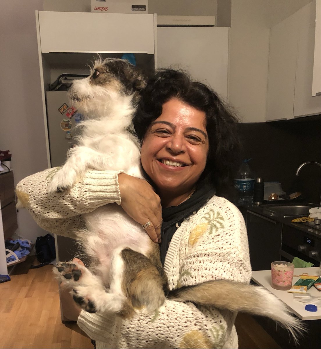 Onları korumak zorunda olmamız ne acı