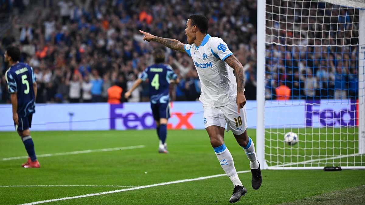 Leminotdu13016's tweet image. Même s&apos;il n&apos;a pas marqué, Greenwood aura réalisé une belle prestation. Provoque sans arrêt, realise des différences. Il aurait dû sortir du match avec deux buts, mais n&apos;a pas eu de réussite. Je valide totalement le Greenwood de ce début de saison.

#TeamOM #FCMOM