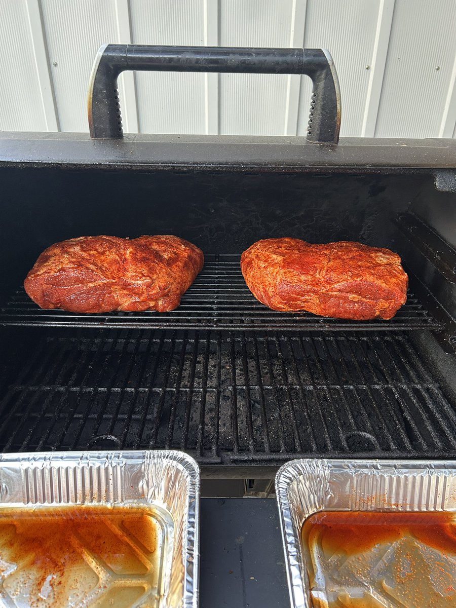 Clint D Fry, MS, CSCS, USAW (@clintdfry) on Twitter photo Thanks to <a href="/MeatChurch/">Meat Church ™</a> for the pulled pork recipe and <a href="/coach_mater/">Coach Mueller</a> for the pork belly burnt end recipe. Having to meal prep for week 2 of <a href="/squatober/">Squatober</a> Thanks to <a href="/MeatChurch/">Meat Church ™</a> for the pulled pork recipe and <a href="/coach_mater/">Coach Mueller</a> for the pork belly burnt end recipe. Having to meal prep for week 2 of <a href="/squatober/">Squatober</a>