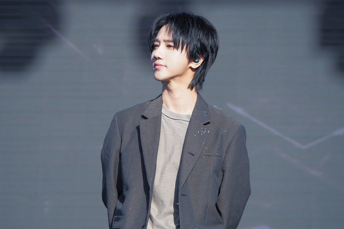 241004 (1 years ago)<a href="/shfly3424/">Yesung</a> 

Cr.logo 我命运般的背头
#yesung #예성 #SUPERJUNIOR