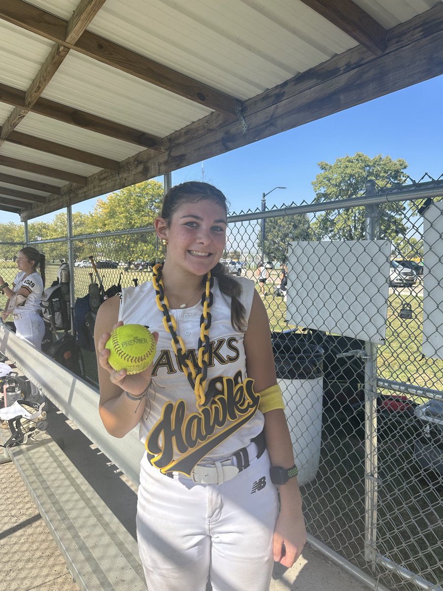OhioHawksFastpitch2028 tweet media