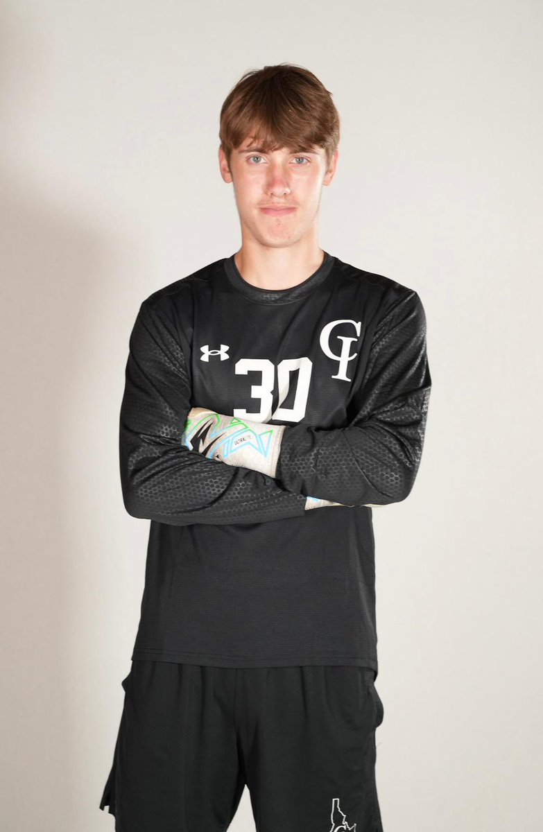 TGoalkeepers's tweet photo. And now for the soccer. 
USA look at soccer in a different way to UK. In UK it’s on performance regardless of age. In USA the seniors get the games. 
But Tom has had one friendly match. Exceptional distribution and command to the team. Hopefully he will get more chances! https://t.co/3QZ0pxasox