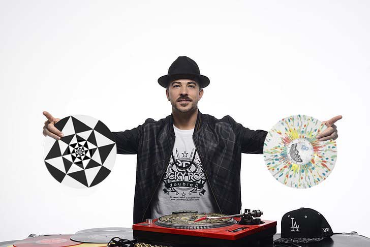 tally_hol's tweet image. The Tally Hall fandom with the same two albums we’ve had for 15 years watching the Taylor Swift fandom fight over album number twelve