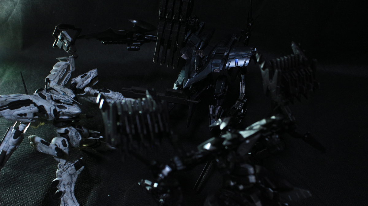 ku_onono's tweet photo. わちゃわちゃ
#ARMOREDCORE #ARMOREDCOREfA #アーマードコア #プラモデル https://t.co/bqADMU1inU