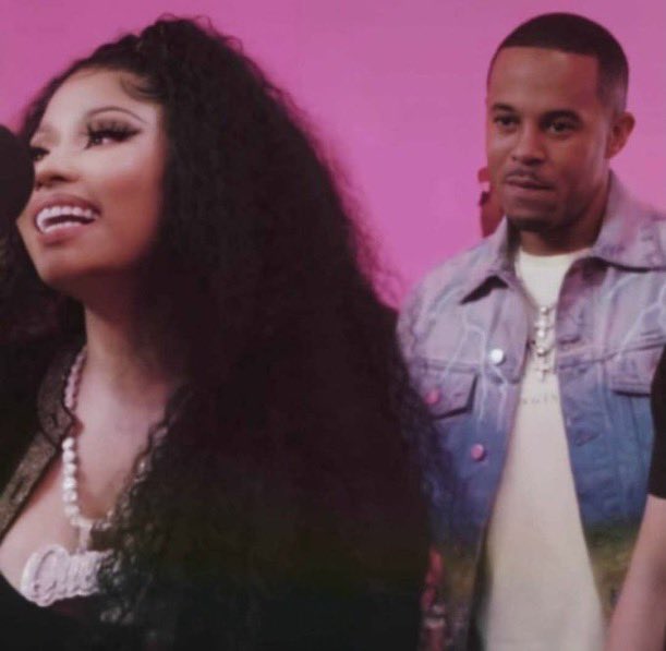 i’m on instagram tweet media