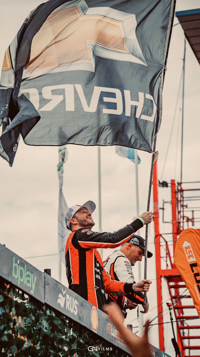 Se fue bueno, pero volvió 1000 veces mejor!! <a href="/AgustinCanapino/">Agustín Canapino 🇦🇷</a> 🐐👏🏽

El mejor del país por escándalo ☝🏽🐐🧡