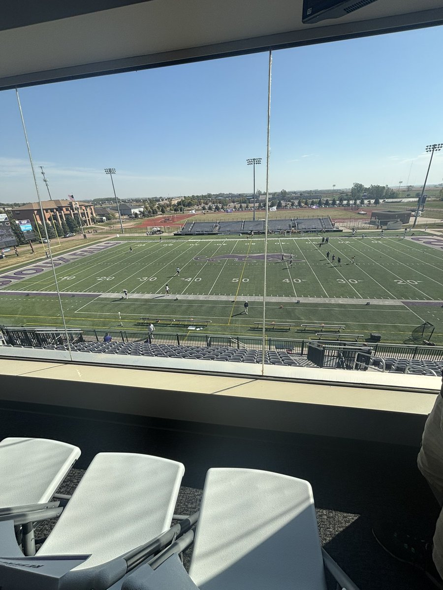 Had a blast <a href="/USFCougarsFB/">USF Football</a> Game day visit thanks for having me <a href="/CoachJ_USF/">Alex Johnson</a> and <a href="/j_schlichte/">Jay Schlichte</a>!!

<a href="/PrepRedzoneMN/">Prep Redzone Minnesota</a> <a href="/OJW_Scouting/">Oliver James West</a> <a href="/CoachSchrenk/">James Schrenk</a> <a href="/Quinn_Frisell/">Quinn Frisell</a> <a href="/612Qs/">612 Quarterbacks</a>