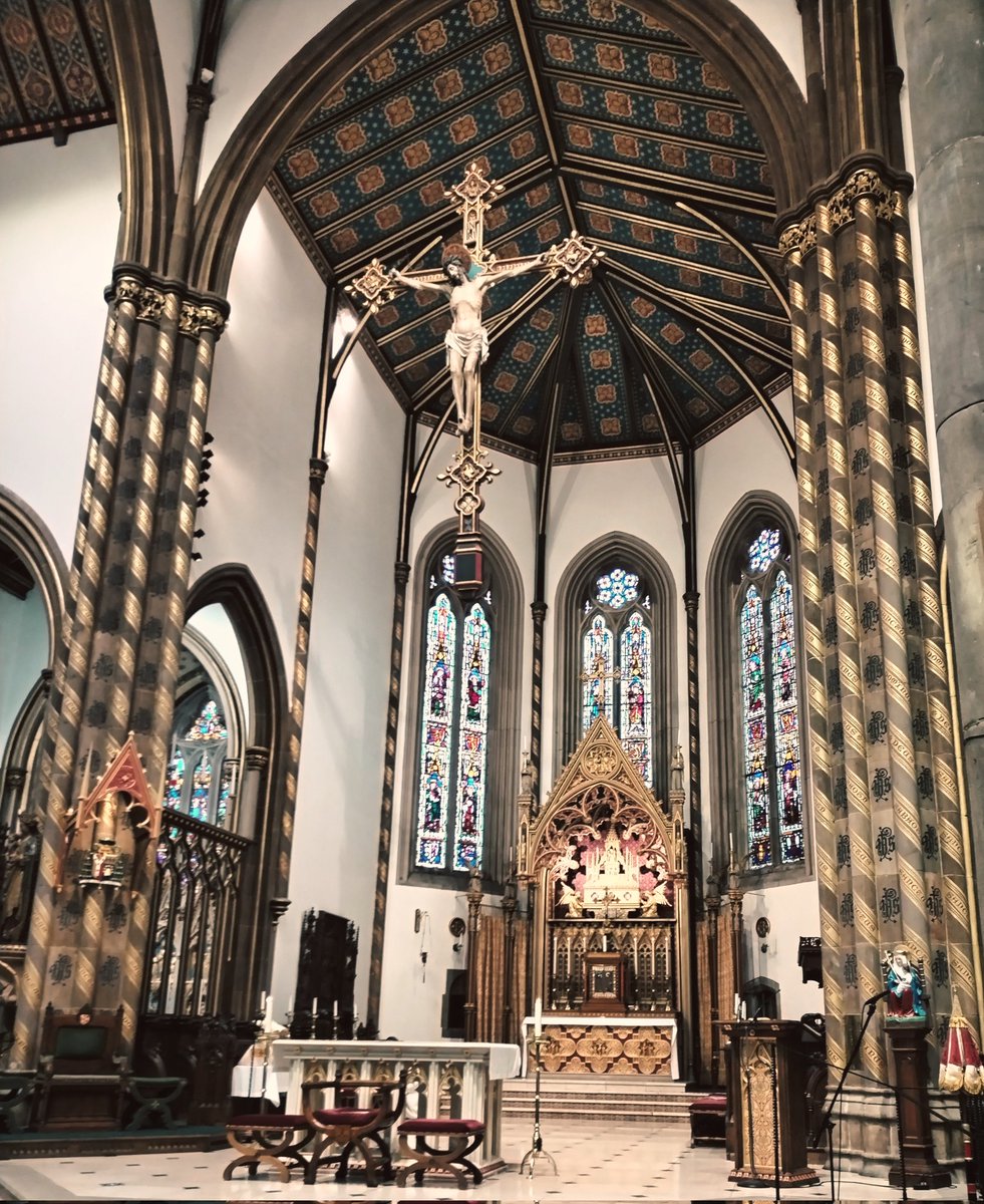 BC_REdept's tweet image. Beautiful Thanksgiving Mass for Guild of St Stephen today in a packed @RCBirmingham @StChadsBirm ⛪. Altar servers from @BC_Chaplaincy 🙏. #ServiceToOthers #YearOfHope #PilgrimsOfHope