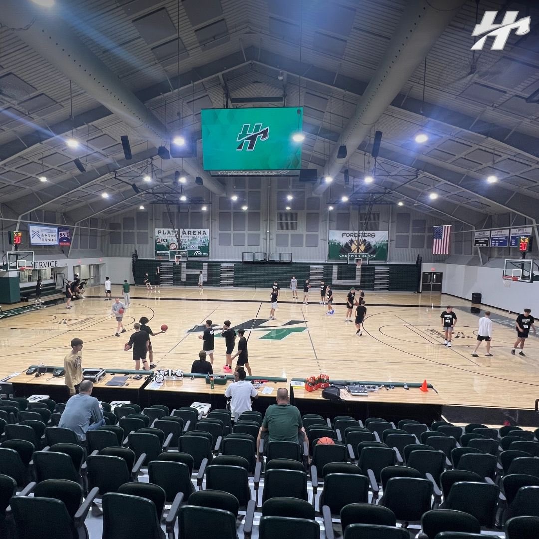 HuntingtonHoops's tweet photo. Great day of Forester Elite Camp in the books! 🏀🌲🪓

Shoutout to all the prospects who attended to work on their games! The future is bright 👀 https://t.co/2fDKaRDrQU
