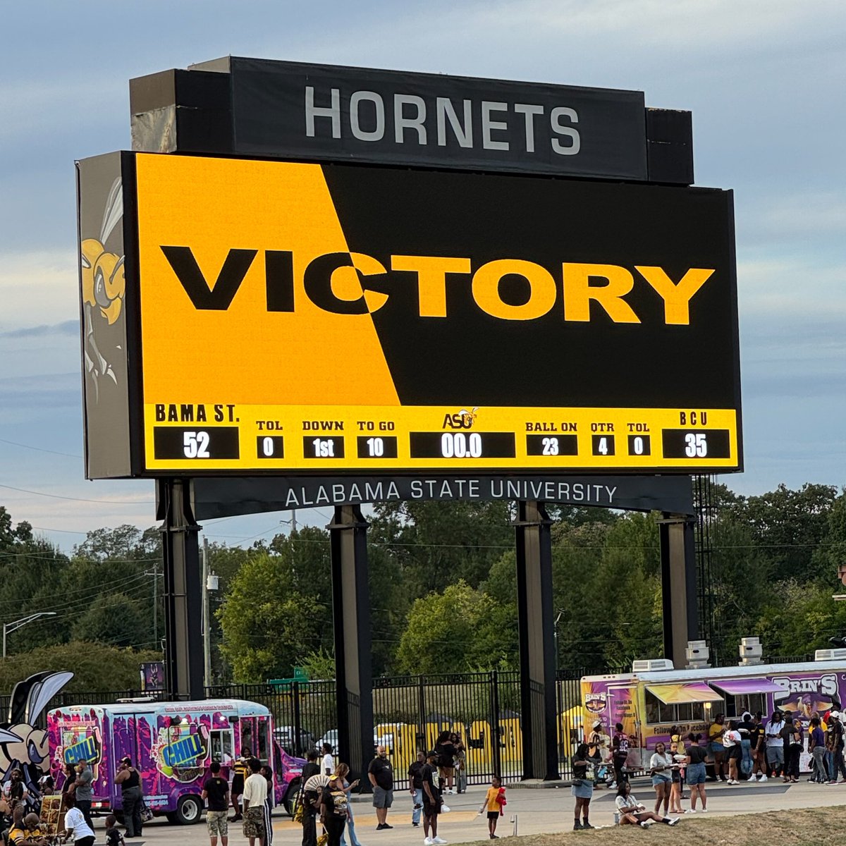 𝗚𝗔𝗠𝗘 𝗢𝗩𝗘𝗥: Bethune-Cookman tried it. 𝐁𝐢𝐠 𝐁𝐚𝐦𝐚 𝐒𝐭𝐚𝐭𝐞 denied it‼️#MyASU #SwarmAs1 #HomecomingWin 🐝