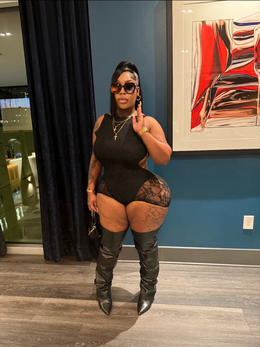Follow my new insta answering DMs now 

Theonlykybanks 
Theonlykybanks1 https://t.co/kaSfIPsAKk