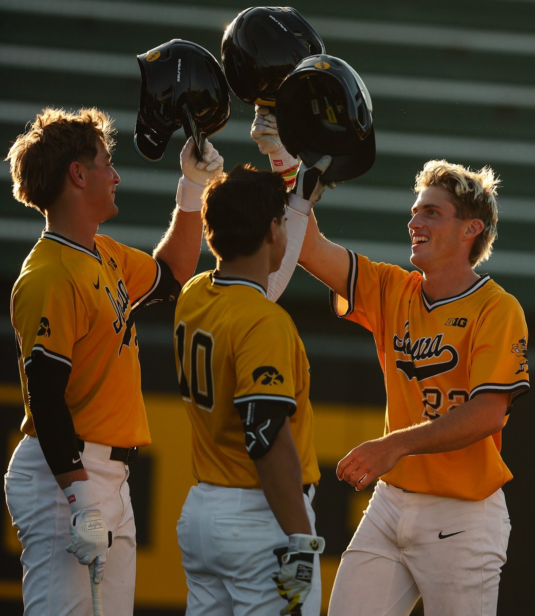Iowa Baseball tweet media
