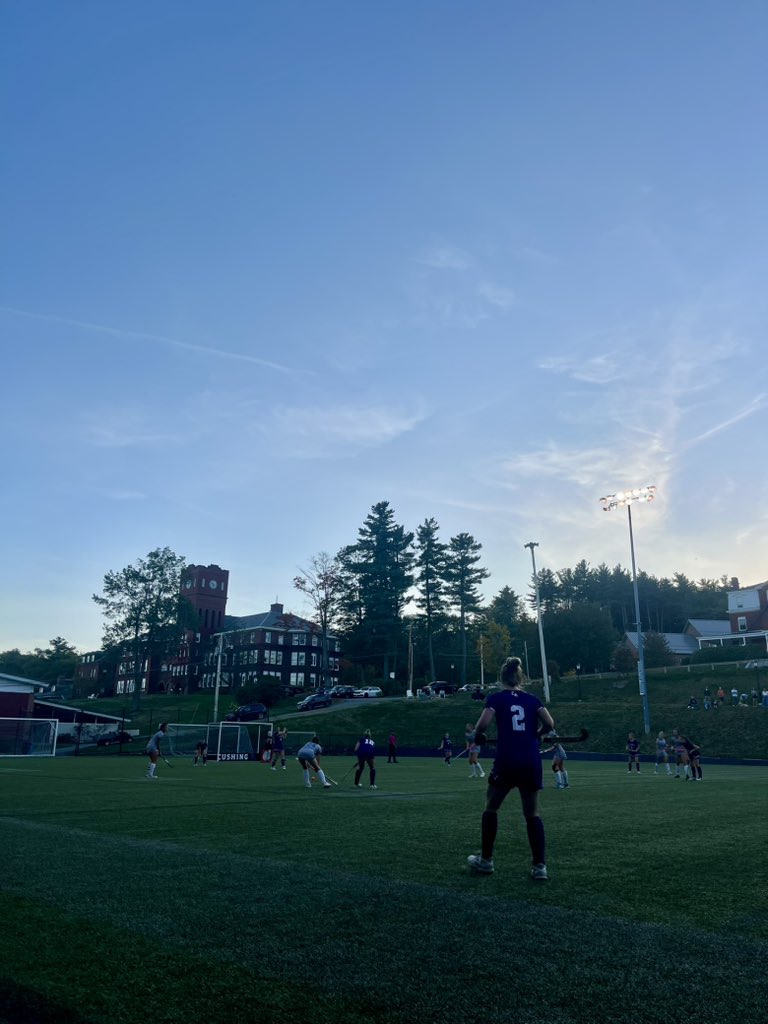 PingreeFH's tweet image. 1-2 Cushing- final score. Girls fought hard! Beautiful night for field hockey.