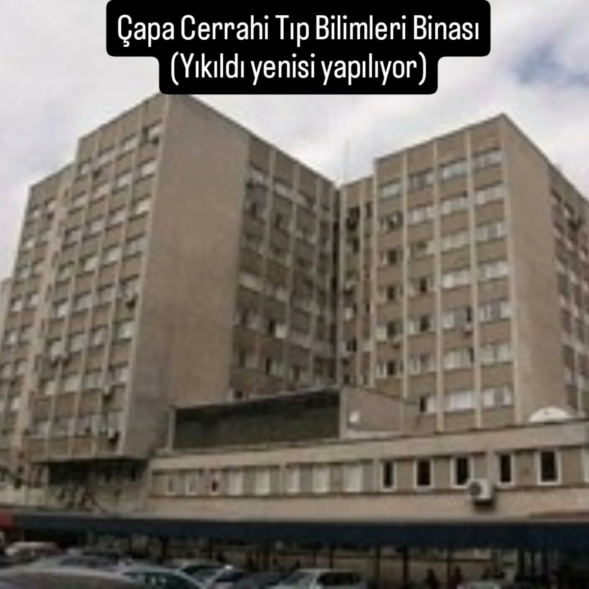 İstanbul Üniversitesi İstanbul (Çapa) Tıp Fakültesi Genel Cerrahi Anabilim Dalında asistan olduğumuz zamanlarımız.
Bizler zor ve iyi bir cerrahi eğitim aldık.
Bize emeği geçen tüm hocalarımıza, personellerimize, arkadaşlarımıza, hastalarımıza ve ailelerimize gönülden teşekkür