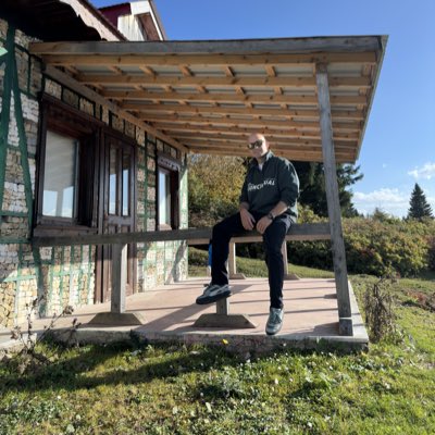 umurtaskin's tweet photo. #YeniProfilResmi https://t.co/TzibUGLEaK