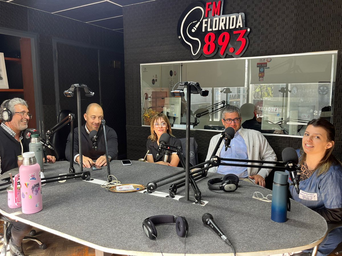 FMFlorida89.3 tweet media