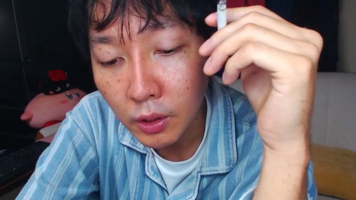 numbergirlXXXX's tweet image. 「これから死にますとか、(遺族から)妹がありがとうございましたみたいなDMがこれまでリアルに1000件以上は来てるし、曲の差し止めを訴えられたこともある。俺の音楽に影響受けて死に導くことも分かってる。それでも俺は作り続ける」
の子さんの覚悟、忘れたくないね