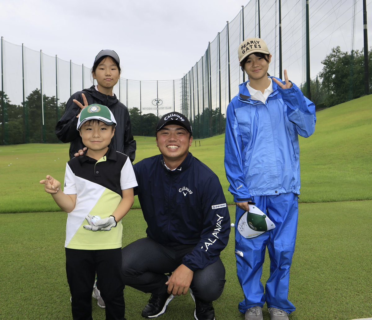 vtcgolf's tweet photo. #バンテリン東海クラシック ⛳️
昨日行われました、
 #ジュニアレッスン の模様✨
【参加プロ】
#山田大晟
#出利葉太一郎
#鍋谷太一
#光田智輝
#前田光史朗 

 #バンテリン  #ジュニア 
 #東海テレビ  #東海ラジオ https://t.co/HUgjUb82lj