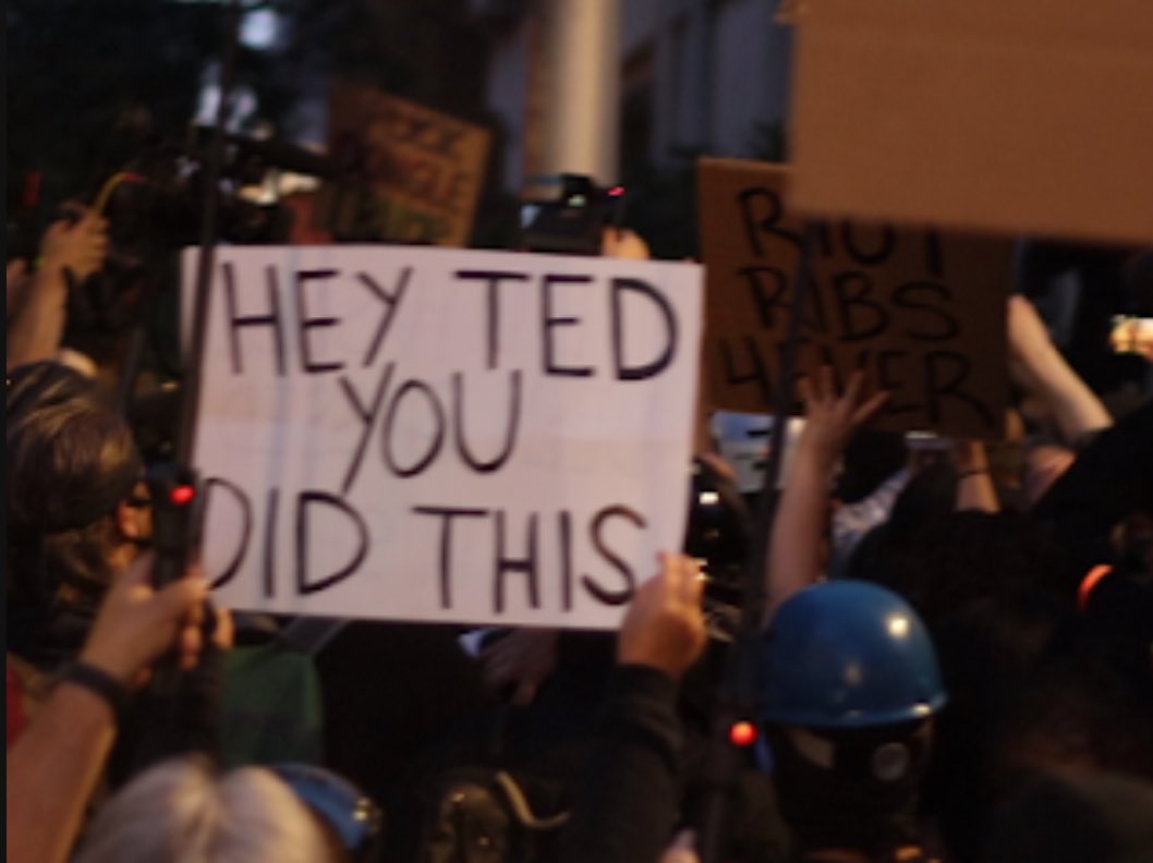 oregonducksmama's tweet image. Come on Mayor Wilson… Even the old Mayor of Portland went down to the riots. You can too. 

Crazy how 5 years later we are still talking about this in Portland isn’t it?! Almost like they haven’t stopped in 5+ years?! Odd… 🤔