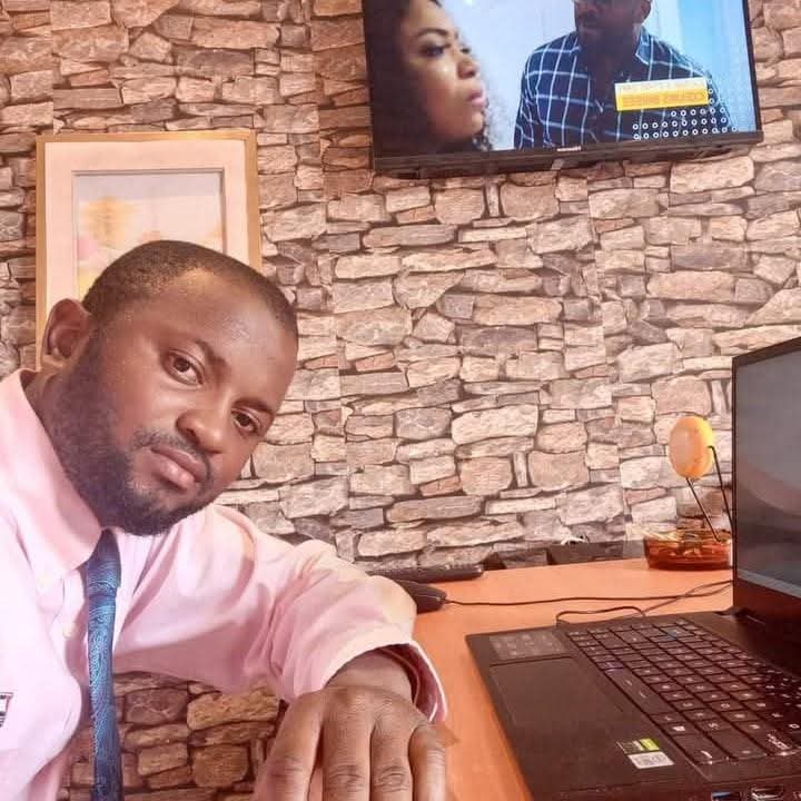 En ce jour, je rends grâce à Dieu pour le souffle de vie et la sagesse acquise au fil du temps.
Chaque année est une grâce, chaque pas une leçon.
Joyeux anniversaire à moi-même 🎂🎉