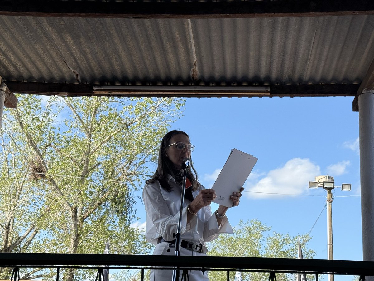 Excelente discurso de Ana Pombo Presidente de la Sociedad Agropecuaria de Lavalleja en el acto inaugural y clausura de la Expo Campanero 2025.
Las principales líneas:
- Competitividad
- Caminería Rural 
- Sanidad 
- Represa de Casupá