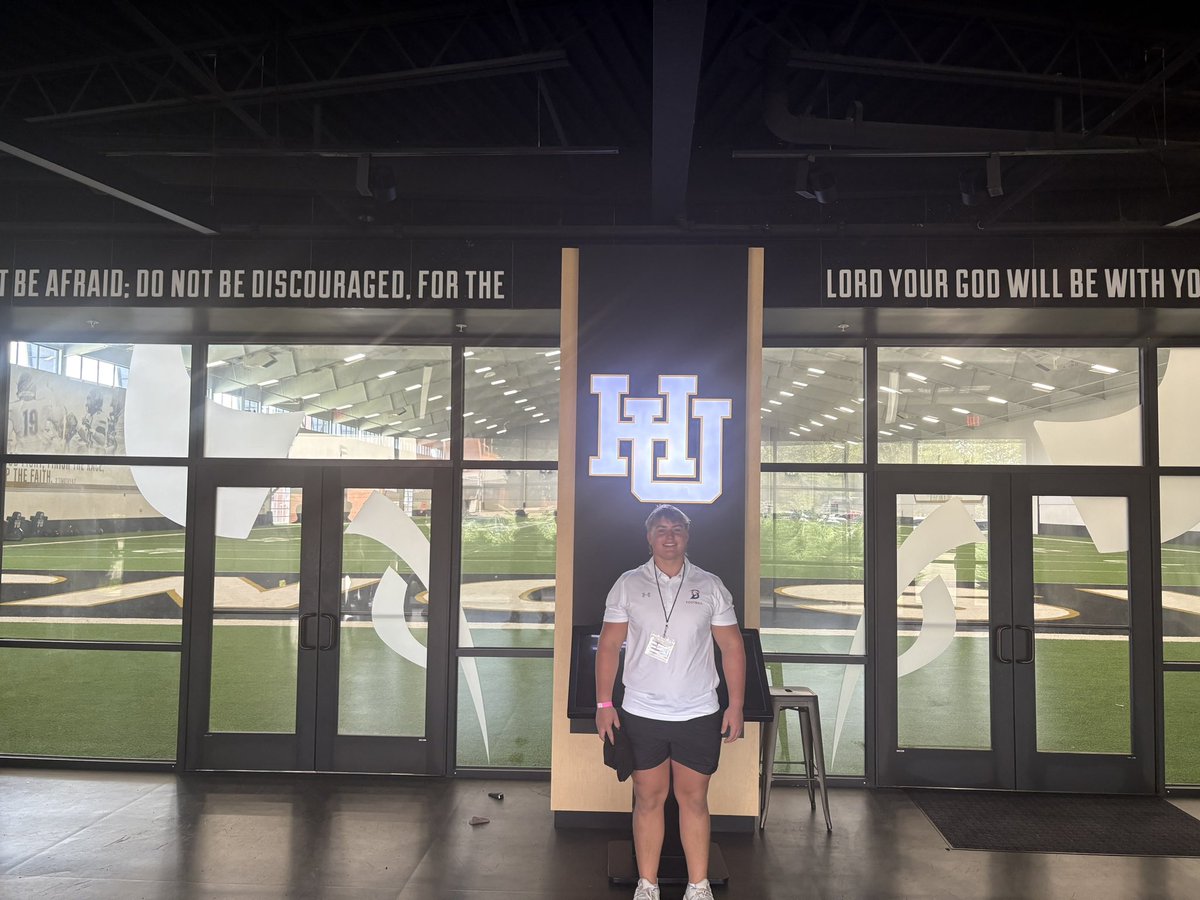 Thank you <a href="/Harding_FB/">Harding Football</a> and <a href="/CoachD_BisonsWR/">Ryan Derrick</a> for inviting me out to watch an awesome game at security stadium.<a href="/CoachFrancis_HU/">Will Francis</a> <a href="/KChism_/">Kevin Chism</a> <a href="/RecruitBrockFB/">RecruitBrockFB</a> <a href="/CoachN_4Christ/">Billy Mathis</a> <a href="/Recruit_DFW/">RecruitDFW</a>