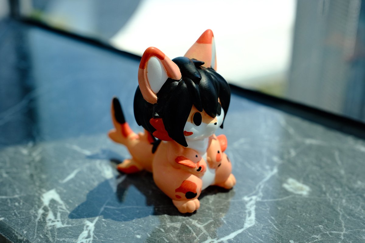 晒晒澜沧老师赠与的邵和小手办😙