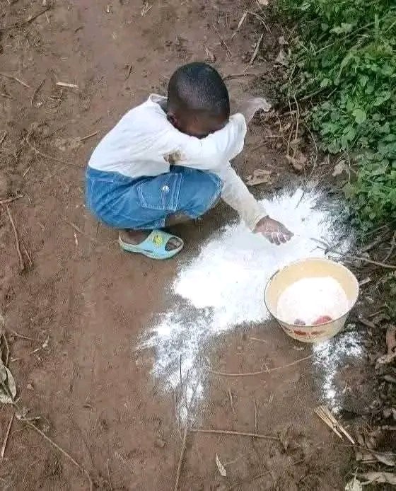 To those fighters I insulted for bringing to account to our wonderful influencer who wanted a VIP section I'm sorry really I was wrong. 

Influencers never change.