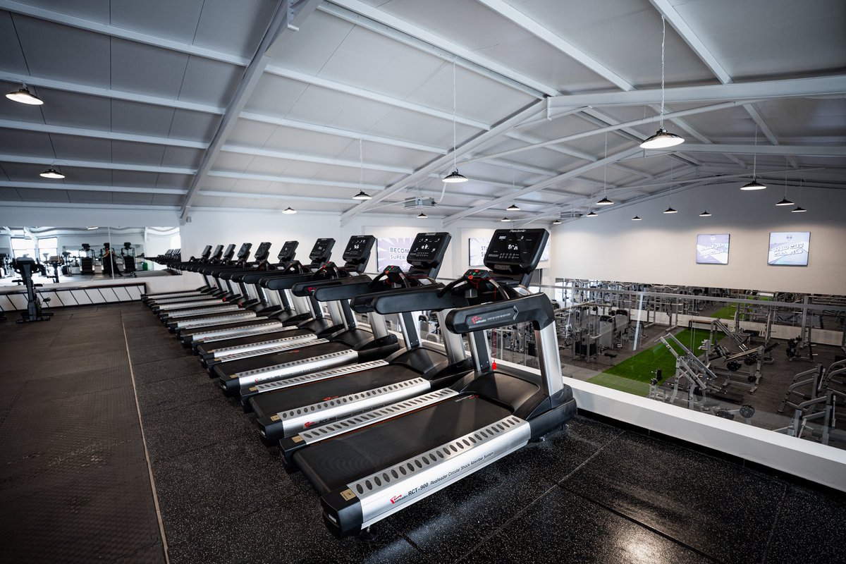 alfarsi98_'s tweet photo. Super gym -lady 💜 https://t.co/hKl9C8PZxG